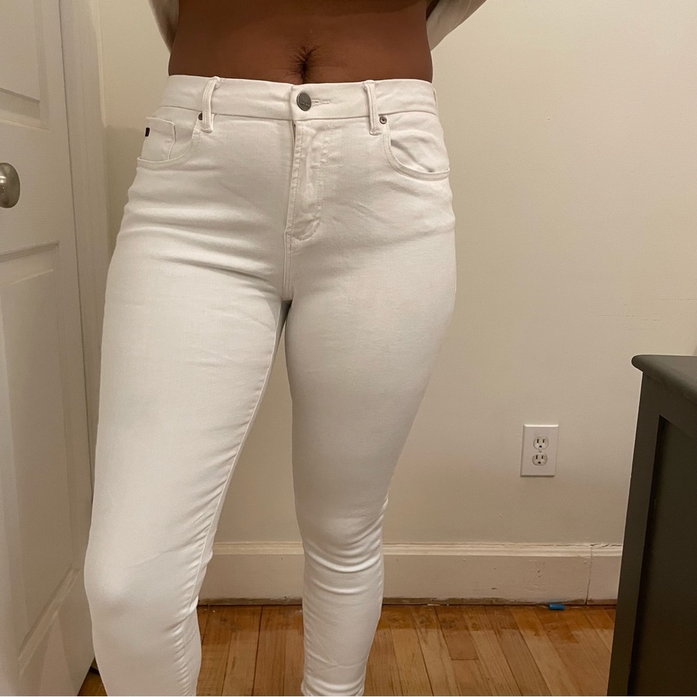 White denim with stretch - Picture 4 of 6
